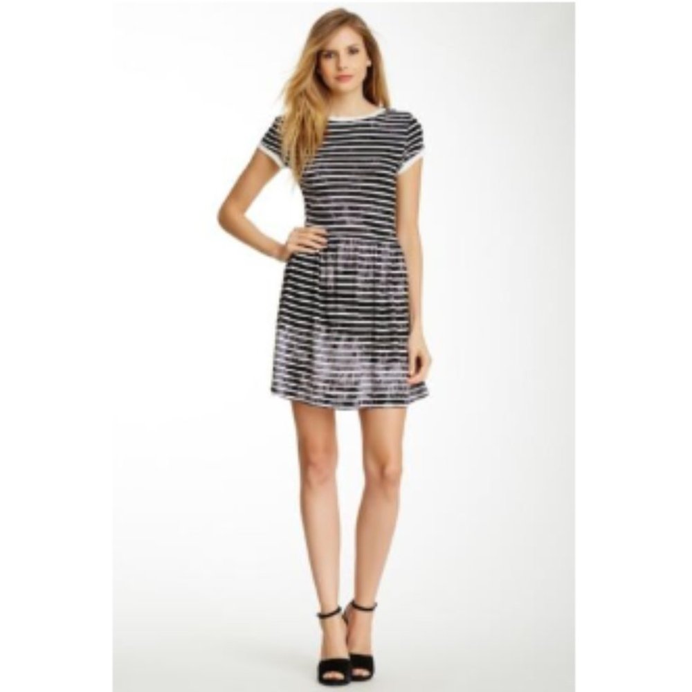 NWT French Connection sz 10 Amelia Striped Jersey Dress Black / White